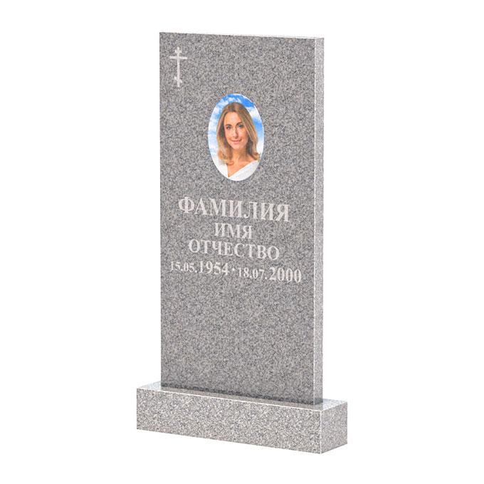 Памятники из цветного гранита в Казани | Памятник из Сибирского гранита прямой