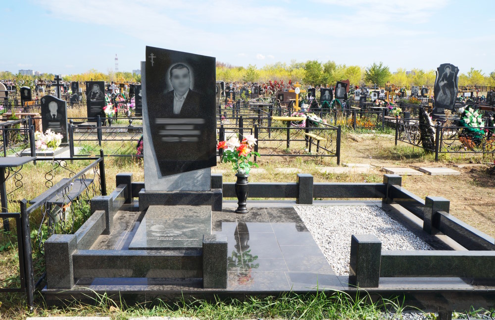 Эксклюзивные памятники: мастерство в каждой детали