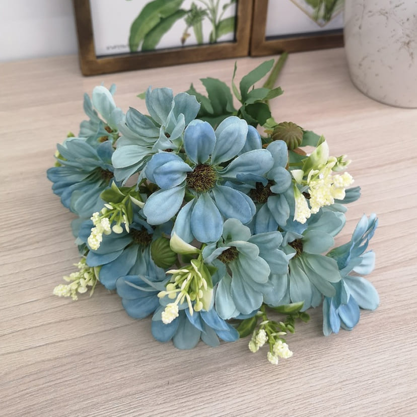 Искусственные цветы в Казани | Цветы искусственные «Ромашки с бутонами», голубые, букет